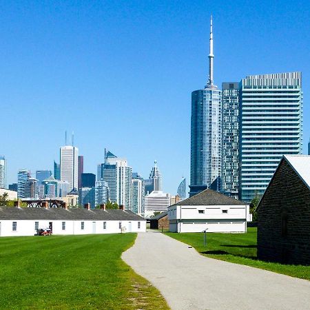 Stunning Condo Suite By Waterfront Toronto Eksteriør billede